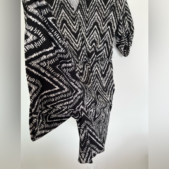 Robert Louis Black & White Chevron Print Jumpsuit with Pockets Size M - Picture 4 of 7
